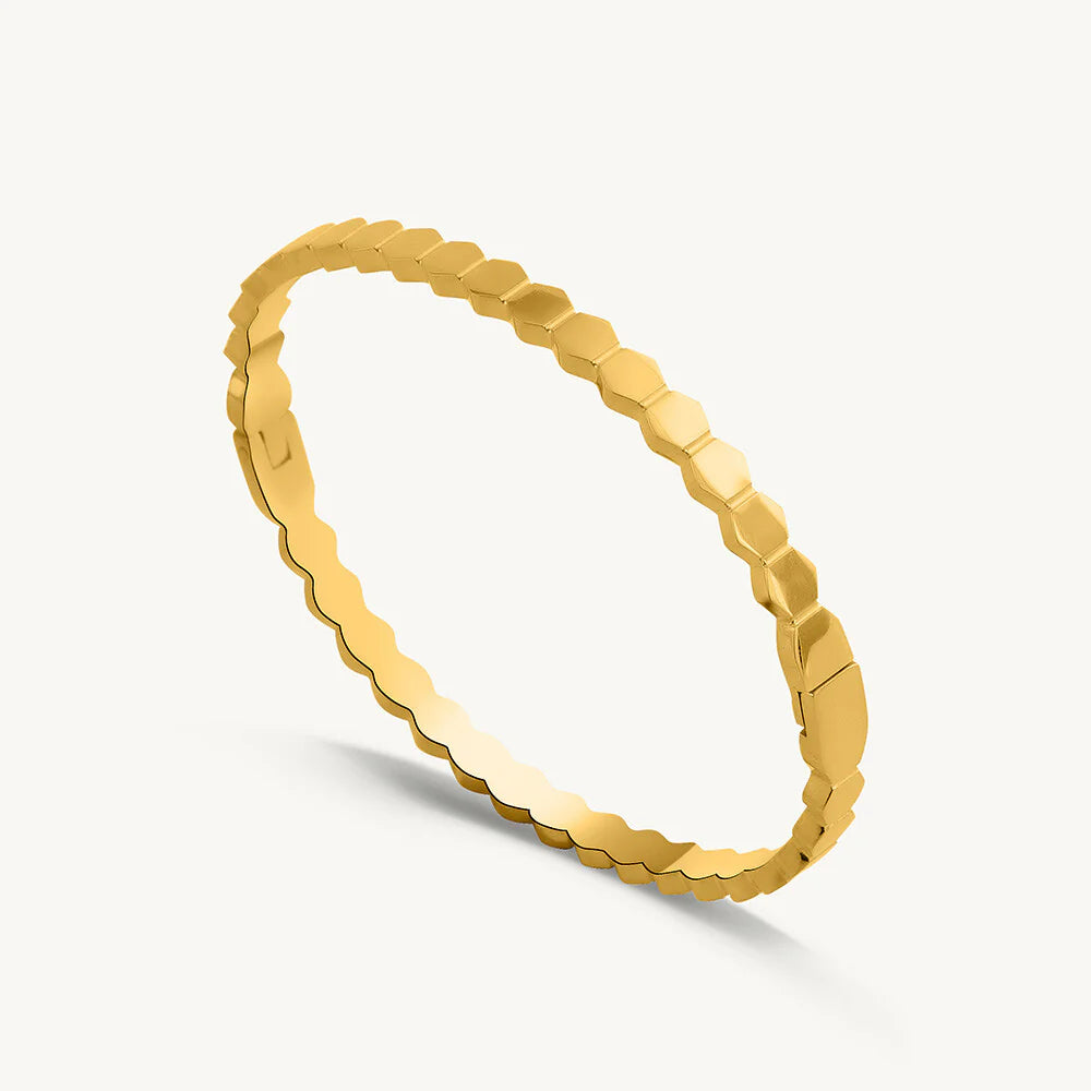 Brățară Fagure placată cu aur 18K – 6.2 cm - In picioare
